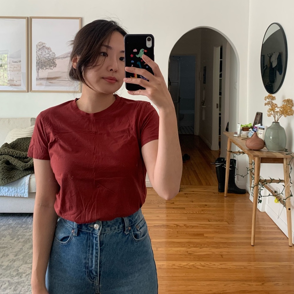 VINCE Dusty red tee